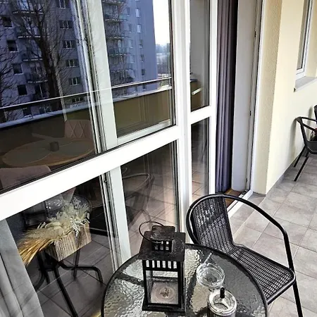 Baltic Shore - Close To & Parking Apartment *