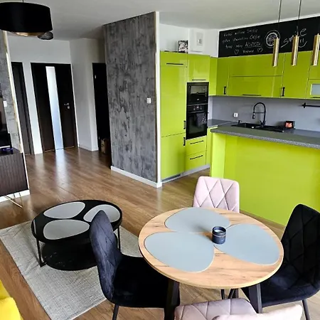 Baltic Shore - Close To & Parking * Gdańsk