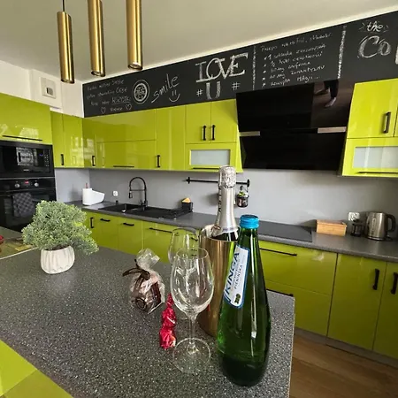 Baltic Shore - Close To & Parking *