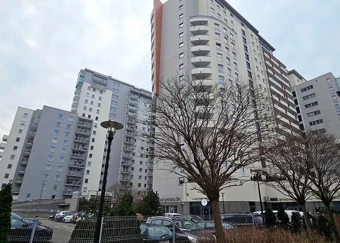 Baltic Shore - Close To & Parking Gdansk