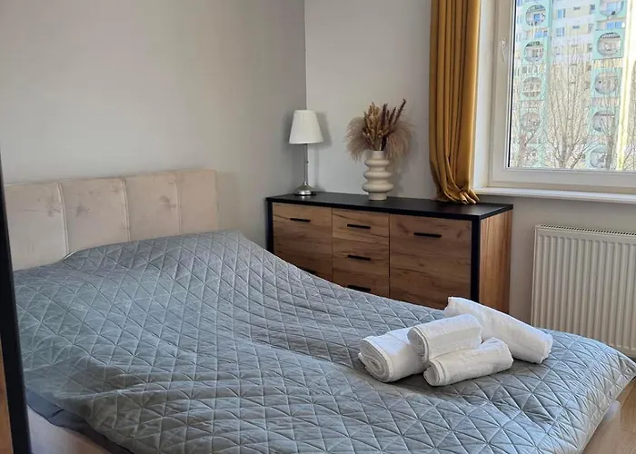 Baltic Shore - Close To & Parking Gdansk